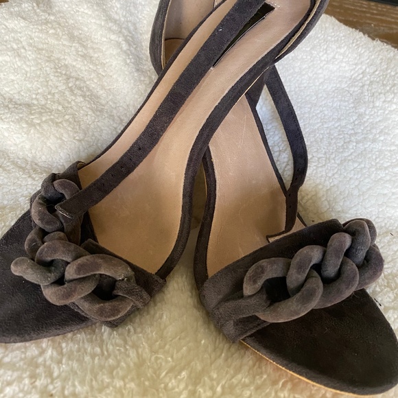 Chain Detailed Heeled Sandal - Picture 10 of 14